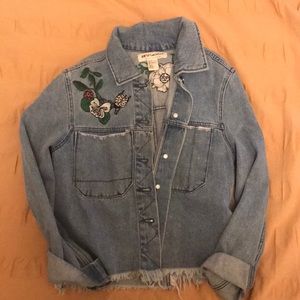 Denim jacket with embroidery